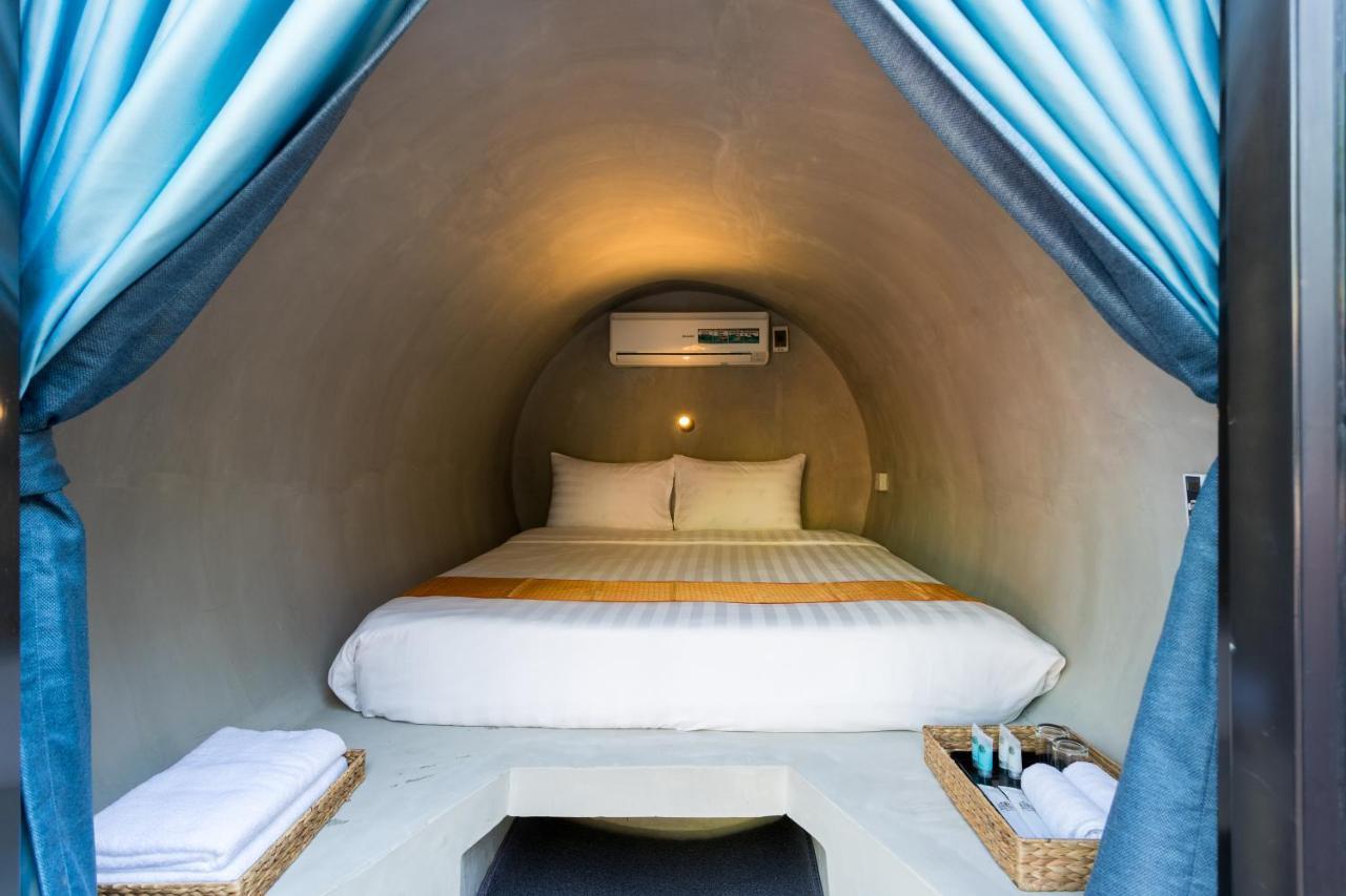 White Rabbit Hostel Siem Reap Exterior photo