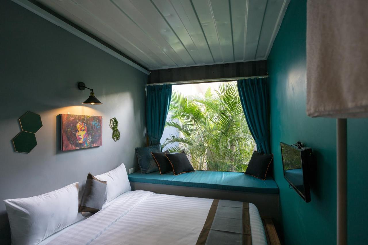 White Rabbit Hostel Siem Reap Exterior photo